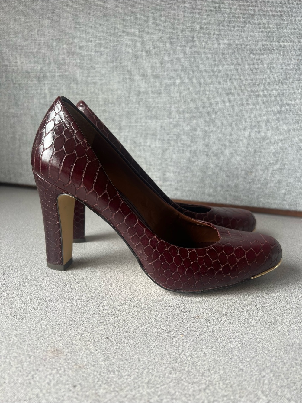 Banana Republic Burgundy Croc-Embossed High Heel Pumps